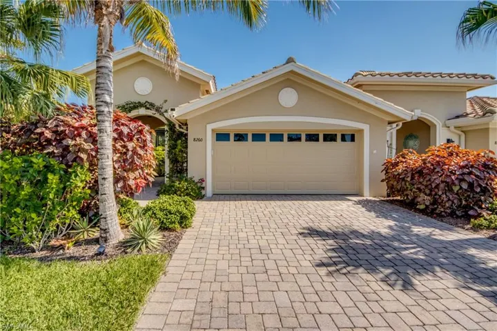 8260 Venetian Pointe Dr, Fort Myers, Florida 33908
