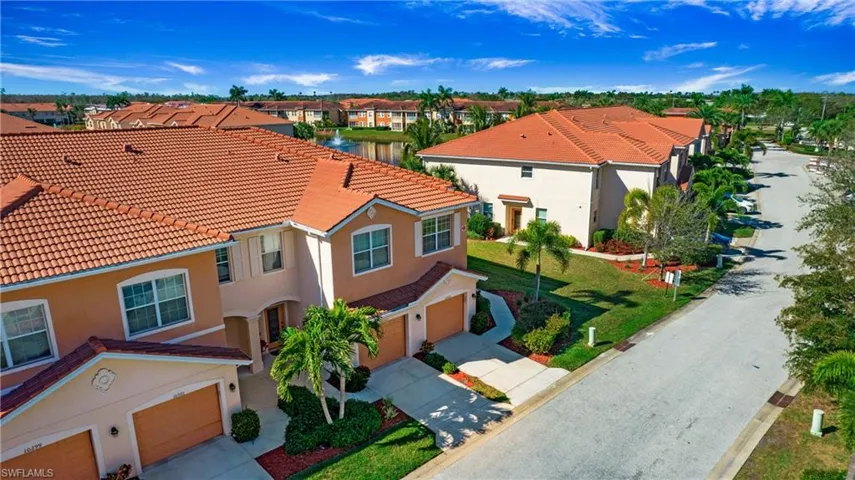 10305  Via Colomba  CIR, Fort Myers, FL 33966