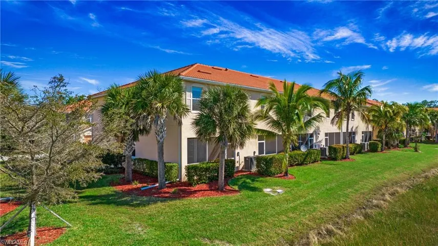 10305  Via Colomba  CIR, Fort Myers, FL 33966