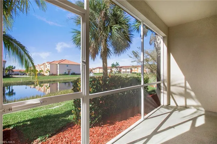 10305  Via Colomba  CIR, Fort Myers, FL 33966