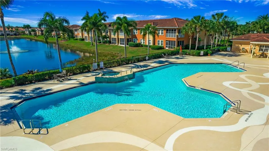 10305  Via Colomba  CIR, Fort Myers, FL 33966