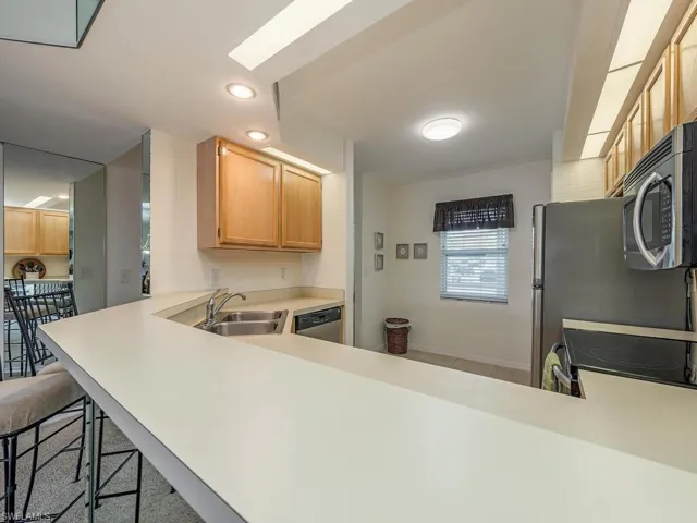 2050 W Crown Pointe  BLVD, Naples, FL 34112