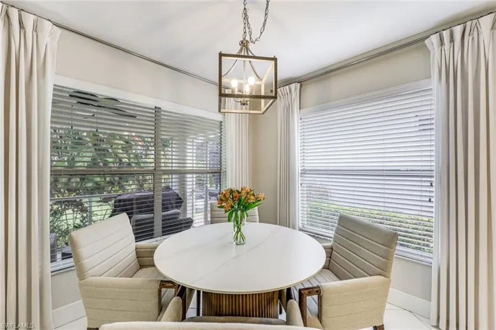 156 Stanhope Cir, Naples, Florida 34104