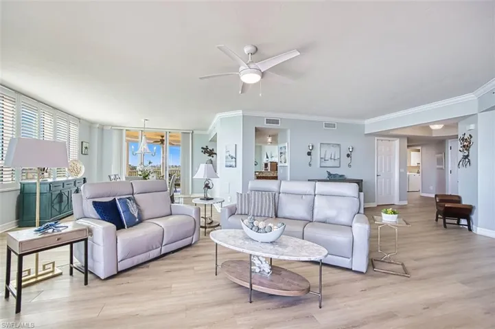 Luxury_vinyl_in_living_spaces
