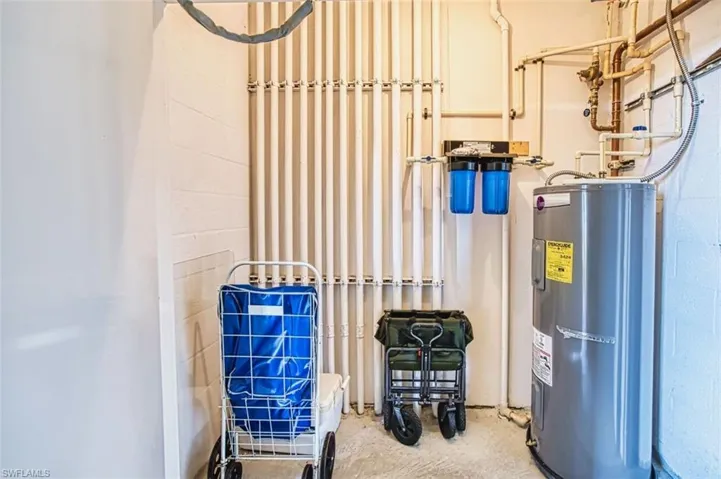 Bonus_storage_area_steps_away