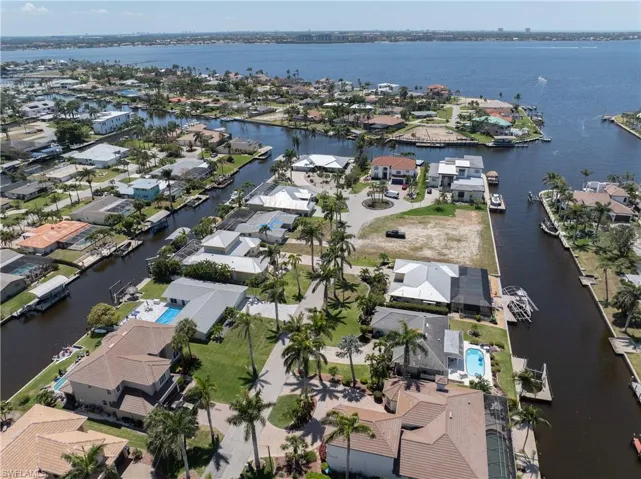Bird's eye view with a residential view and a water view