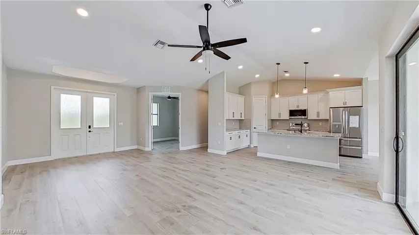 1616 Abbott Ave, Lehigh Acres Fl 33972
