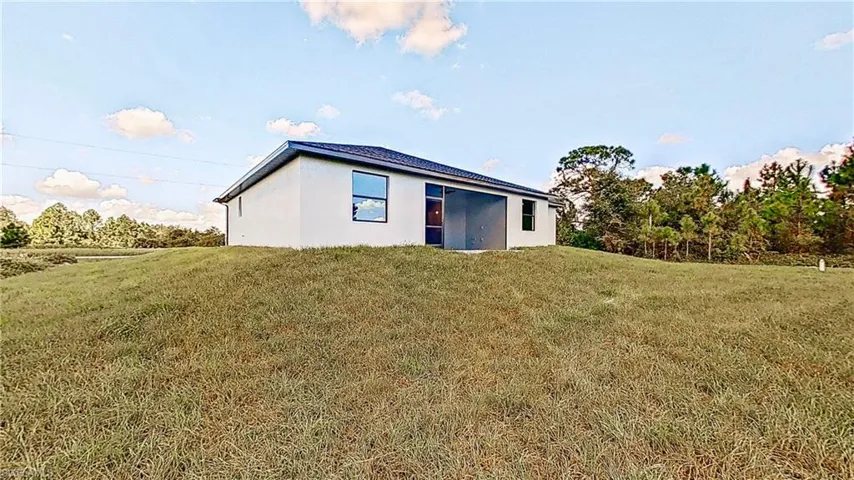 1616 Abbott Ave, Lehigh Acres Fl 33972