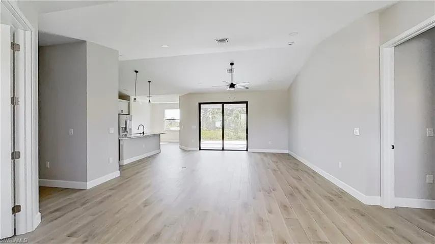 1616 Abbott Ave, Lehigh Acres Fl 33972