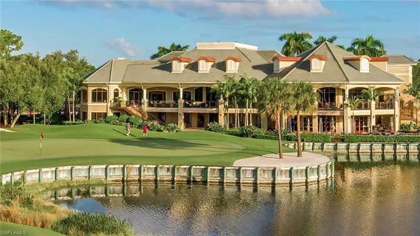 2090 Aberdeen LN # 101, NAPLES FL 34109