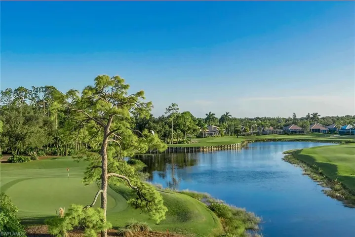 2090 Aberdeen LN # 101, NAPLES FL 34109