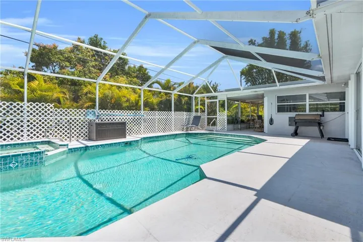 1514 Canal St, Lehigh Acres Fl 33936