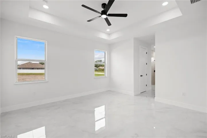 1129 Jacaranda Pkwy E, Cape Coral, Florida 33909