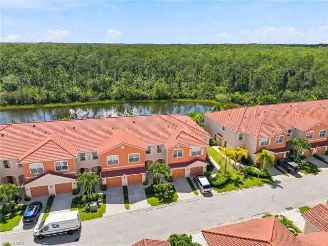 10174 Via Colomba Cir, Fort Myers, Florida 33966