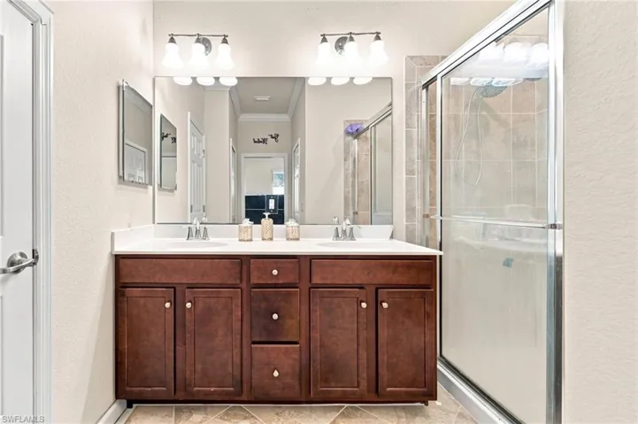 10174 Via Colomba Cir, Fort Myers, Florida 33966