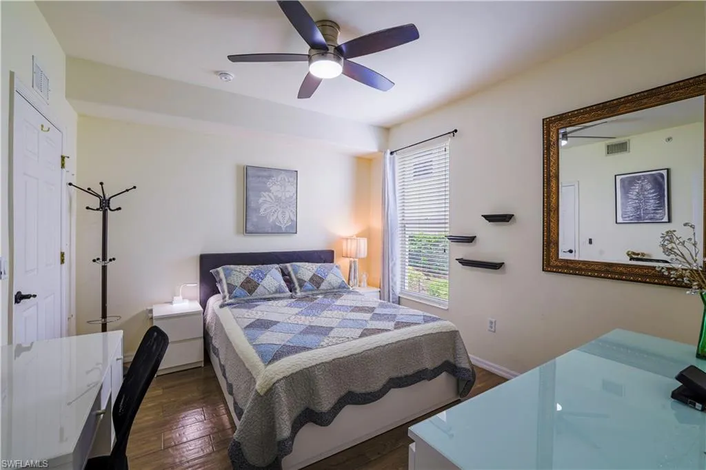 1405 Tiffany LN, Naples, FL 34105,225059725