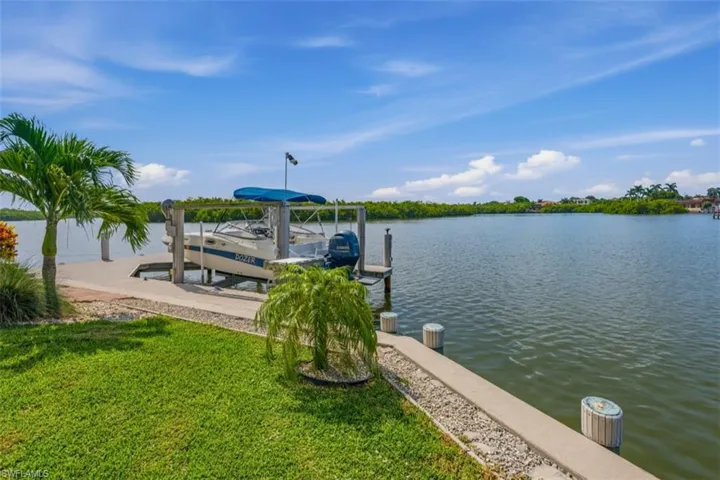 124 Stillwater Ct, Marco Island, Florida 34145