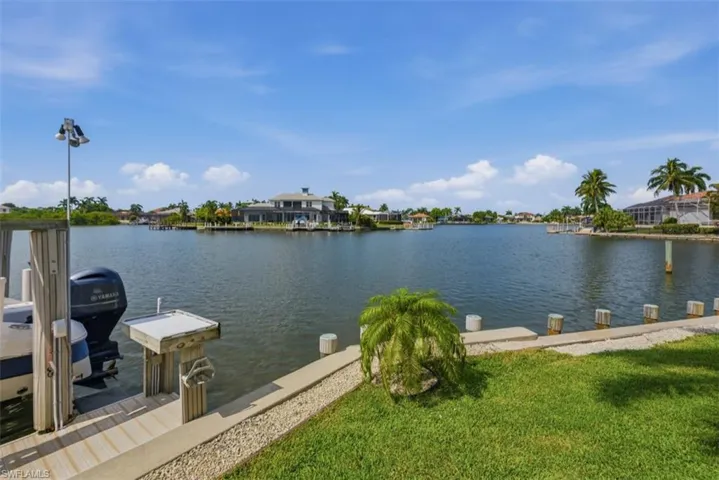 124 Stillwater Ct, Marco Island, Florida 34145