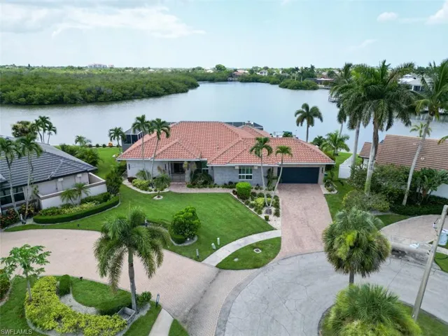 124 Stillwater Ct, Marco Island, Florida 34145