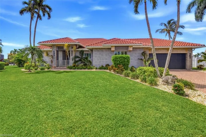 124 Stillwater Ct, Marco Island, Florida 34145