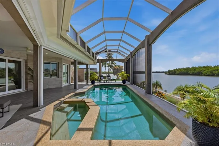 124 Stillwater Ct, Marco Island, Florida 34145