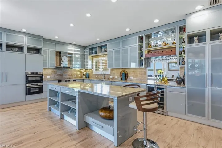 124 Stillwater Ct, Marco Island, Florida 34145