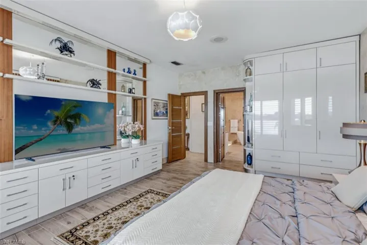 124 Stillwater Ct, Marco Island, Florida 34145