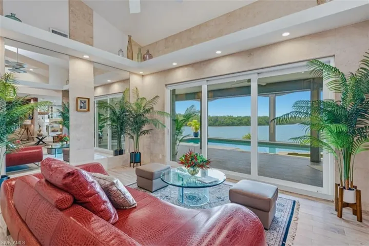 124 Stillwater Ct, Marco Island, Florida 34145