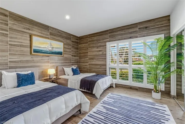 124 Stillwater Ct, Marco Island, Florida 34145