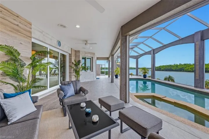 124 Stillwater Ct, Marco Island, Florida 34145