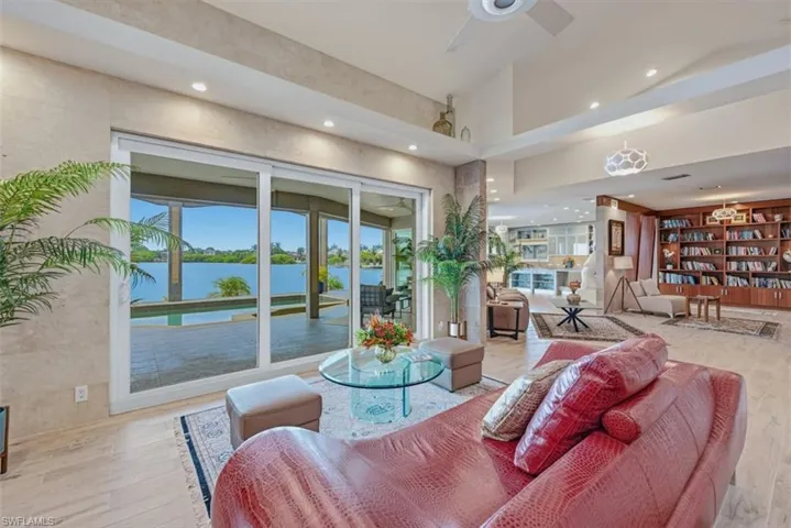 124 Stillwater Ct, Marco Island, Florida 34145