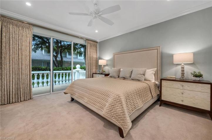 Guest Suite 4 is comfortable and cozy, just waiting for your northern friends this winter.  A private balcony is just outside, with large, walk-in closet, so your guests will never want to leave!
