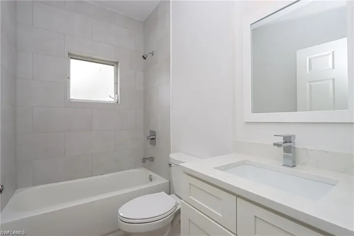 3235 Cypress Glen Way # 309, Naples Fl 34109
