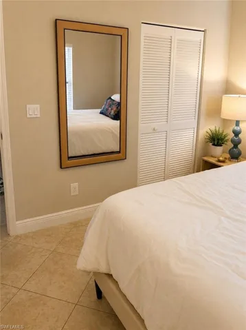 9640 Victoria Ln C-305, Naples, Florida 34109