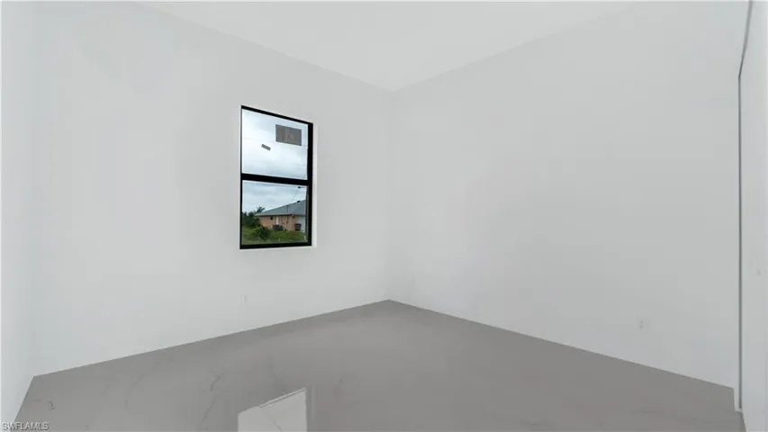 Guest bedroom