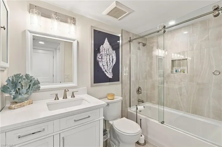 Your guests wil be amazed at this nicely updated bathroom