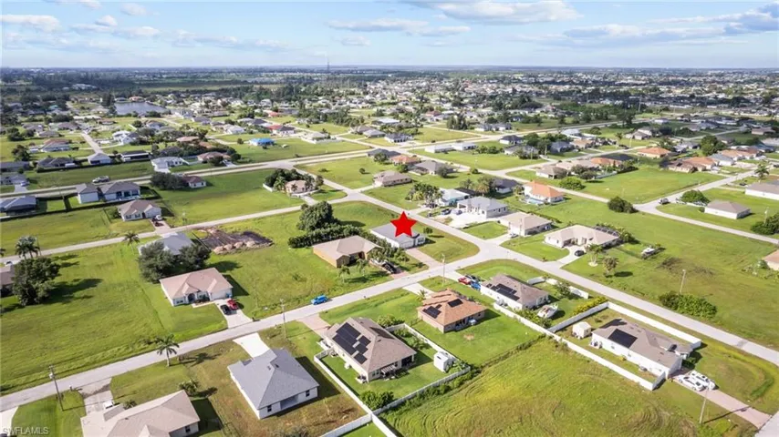 Birds eye view of property