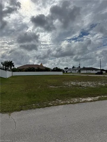 1540 Nw 41st Pl, Cape Coral, Florida 33993