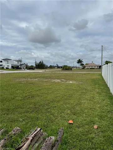 1540 Nw 41st Pl, Cape Coral, Florida 33993