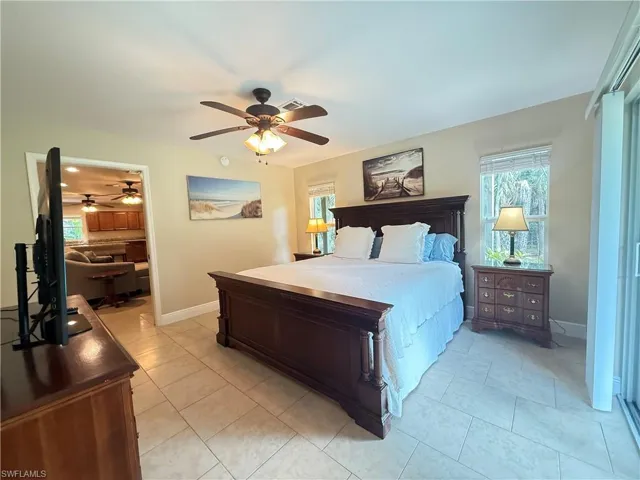 6140 Standing Oaks, Naples, Florida 34119