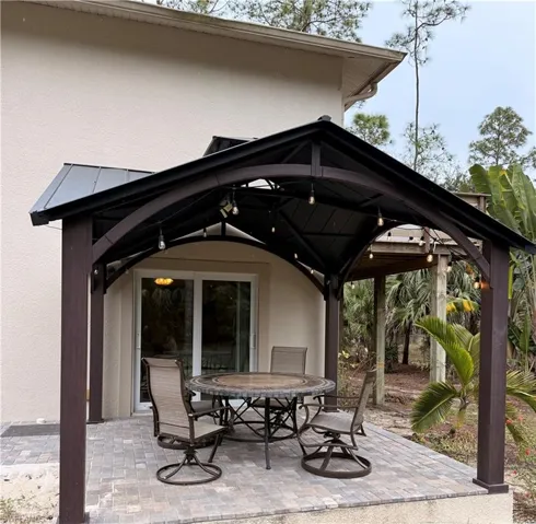 6140 Standing Oaks, Naples, Florida 34119