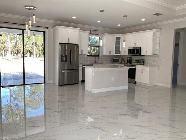 4283 12th AVE SE, NAPLES FL 34117