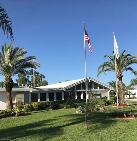 822  Hollyberry  CT, North Fort Myers, FL 33917