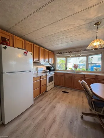 822  Hollyberry  CT, North Fort Myers, FL 33917