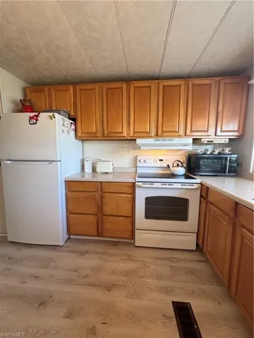 822  Hollyberry  CT, North Fort Myers, FL 33917