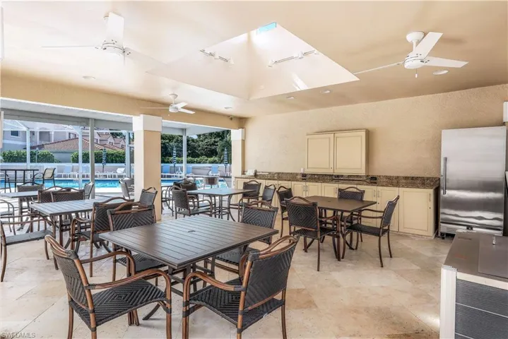 New outdoor grill for Avalon residents!