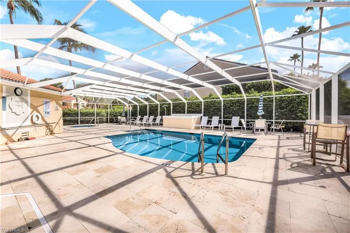 8345  Excalibur  CIR, Naples, FL 34108
