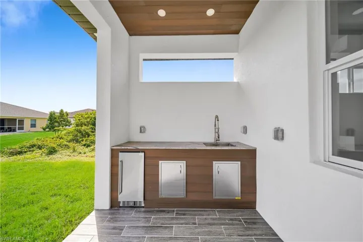 View of patio / terrace featuring sink