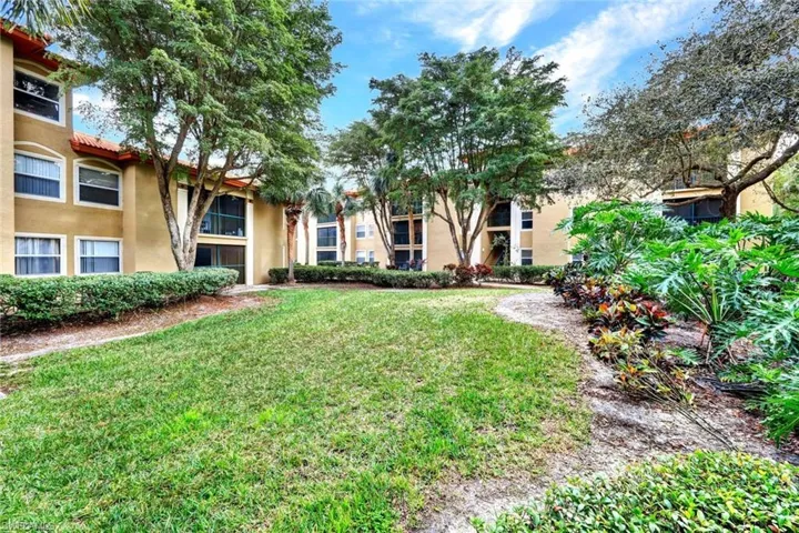 8940  Colonnades E CT, Bonita Springs, FL 34135
