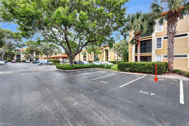 8940  Colonnades E CT, Bonita Springs, FL 34135